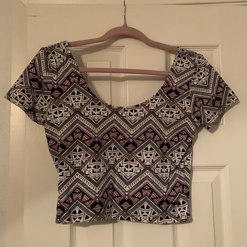 Victoria’s Secret PINK crop top size Medium